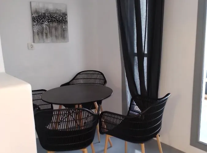 Kelly's * Imerovígli