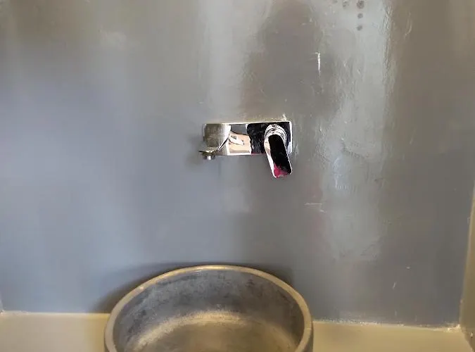 Отель Kelly's *